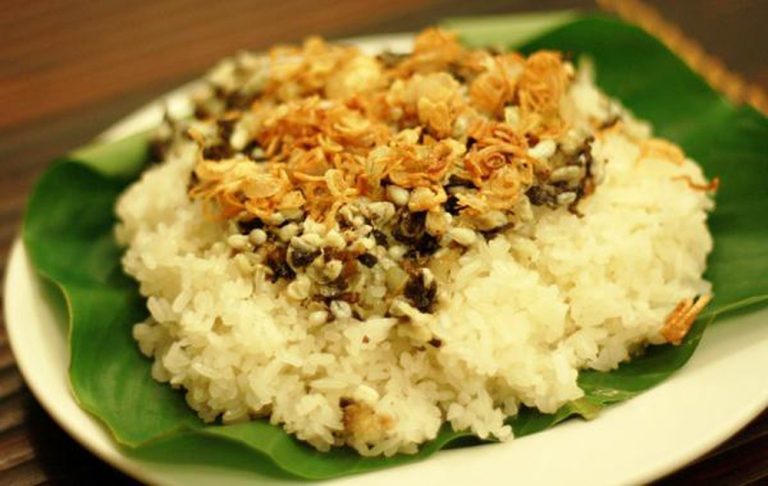 Xôi trứng kiến - món ăn bổ dưỡng xiêu lòng các tín đồ ẩm thực ngay lần đầu thưởng thức
